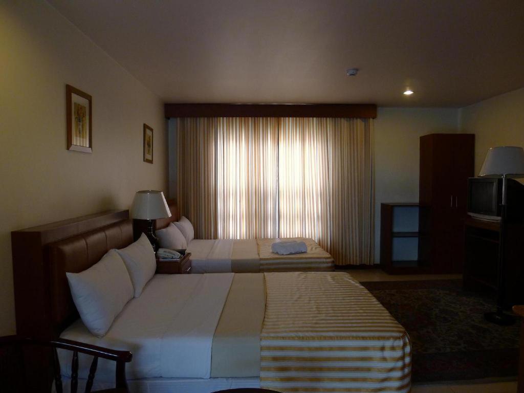 Hotel Cosmopolitan Baguio City Exterior photo