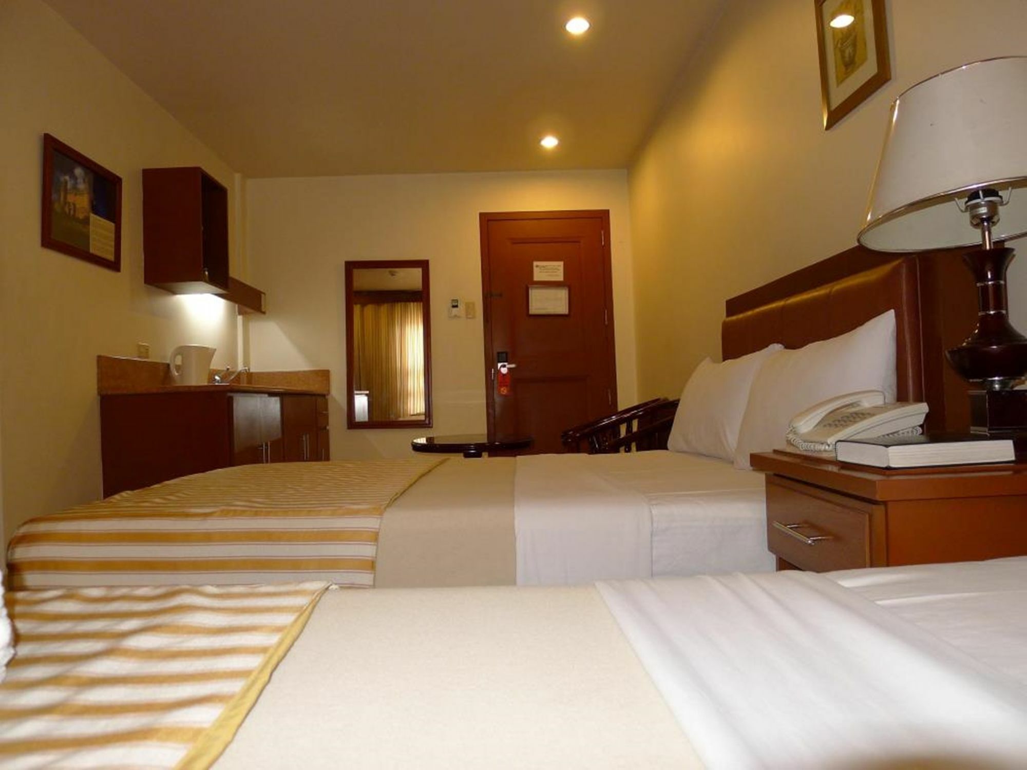 Hotel Cosmopolitan Baguio City Exterior photo